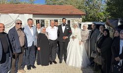Milletvekili Ahlatcı, Kavşut Köyü’nde düğün merasimine katıldı