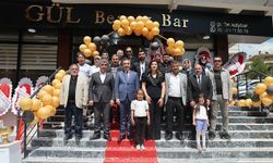 Sungurlu’da Belediye Başkanı Muhsin Dere açılışa katıldı