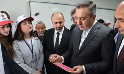 Arifegazili Ortaokulu’nda TÜBİTAK 4006 Bilim Fuarı açıldı
