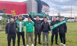 Amasyaspor taraftarlarından Çorum FK’ya final yolunda destek