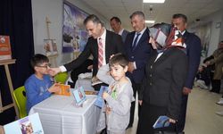 Osmancık’ta genç yazarlar eserlerini imzaladı