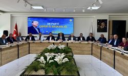 AK Parti’de ilçe başkanları toplantısı gerçekleştirildi