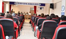 “Oku-Yorum, Yazı-Yorum” İl paneli gerçekleştirildi