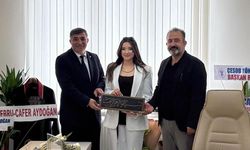 Av. Ceyda Zazaoğlu yeni hukuk ofisini açtı