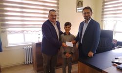 Osmancıklı hafızdan şiir yarışmasında derece