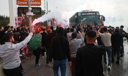 Süper Lig'e yükselen Çorum FK, kentte coşkuyla karşılandı