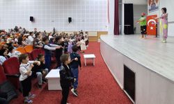 Çorum Çocuk Tiyatrosu, Havza’da bayram coşkusu yaşattı