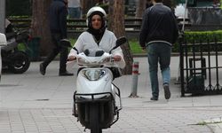 Kadın motokuryenin azim dolu hayatı gündem oldu! Çocuklarının sürprizi ağlattı