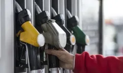 Benzin ve motorine indirim geliyor: Pompa fiyatları değişecek