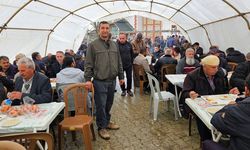 Kınıkdeliler’de yağmur ve şükür duası geniş katılımla gerçekleştirildi