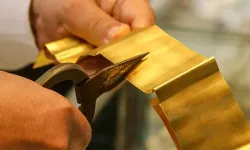 Kuyumcular ve rafineriler karşı karşıya: Çekili altın krizi büyüyor