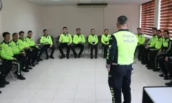 Trafik polisleri sahaya 24 farklı eğitimle hazırlanıyor