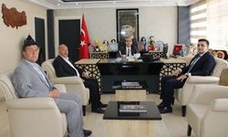 Köylere Hizmet Götürme Birliği encümen üyelerinden Kaymakam Polat’a ziyaret