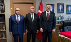 Özgür Bayraktar, Çorum teşkilatını ağırladı