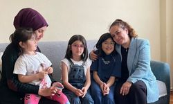 AK Parti Kadın Kolları’ndan aile ziyareti