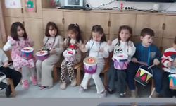 Miniklerden ritim dolu gösteri: Davul şov büyük beğeni topladı