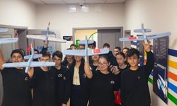 Lise öğrencileri uzay ve havacılık atölyesinde buluştu
