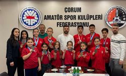 Karatecilerden gururlandıran başarı