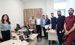 Saatci ve ekibi sağlık çalışanlarını ziyaret etti