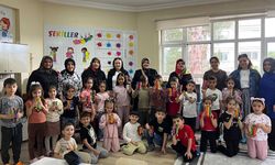 Osmancık'ta minikler ve kursiyerler el sanatlarında buluştu