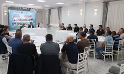 Sungurlu Belediyesi müteahhitlerle bir araya geldi