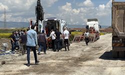 İnşaatta göçük paniği: Toprak altında kalan işçiyi arkadaşları kurtardı