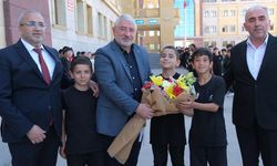 Başkan Aşgın ve Müdür Çağlar'dan Hayrettin Karaman İmam Hatip Ortaokuluna ziyaret