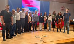 AK Parti heyeti Orkestra konserine katıldı