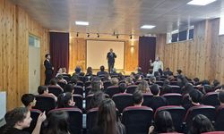 Başkan Aşgın ve Müdür Çağlar öğrencilerle bir araya geldi