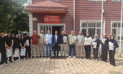 Umre ödüllü bilgi yarışmasında dereceye giren öğrencilere ödül