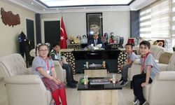 Satrançta derece elde ettiler, Kaymakam ödüllendirdi