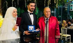 Merve & Samet Yıldız çiftinin nikahını Başkan Arslan kıydı