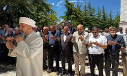 Seydim Köyü’nde yağmur ve şükür duasına katıldılar