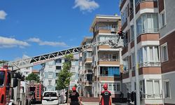 Çorum'da apartmanda yangın paniği: 7 kişi dumandan etkilendi