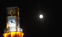 Çorum semalarında dün gece adeta bir kartpostal gerçeğe dönüştü