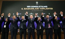 CHP’den iki, İYİ Parti’den bir başkan AK Parti’ye katıldı