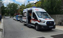 Çorum’da cuma namazında fenalaşan vatandaşa ambulansta müdahale edildi