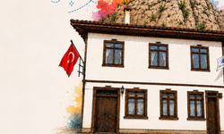 Hamiyet Atasoy Sanatevi’nde öğrencilere eğitim desteği