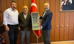 İsmail Taş'tan müftülüğe anlamlı hediye