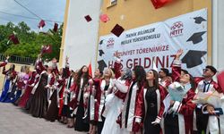Kargı Yerleşkesi’nde mezuniyet coşkusu: 49 öğrenci kep attı