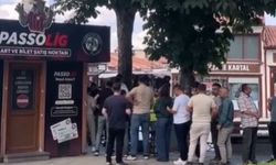 Süper Lig heyecanı başladı: Kombineler için uzun kuyruklar oluştu