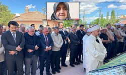 Mustafa Toydemir'in annesi Meryem Toydemir toprağa verildi