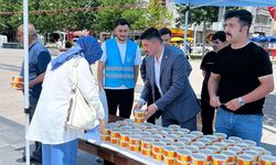Ülkü Ocakları’ndan aşure ikramı