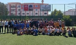 Ebussuud Efendi İlkokulu Turnuvada Şampiyon Oldu