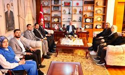 AK Parti Çorum İl Gençlik Kolları'ndan Vali Ali Çalgan'a ziyaret