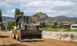 Kavaközü Sokak’ta yol düzenleme çalışması başladı