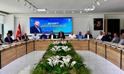 AK Parti’de İlçe başkanları toplandı