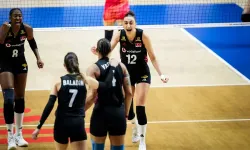 Filenin Sultanları, Japonya’yı evinde yıktı: Üst üste 8. kez finallerdeyiz!