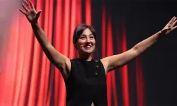 Komedyen Tuba Ulu Kanuni Sultan Süleyman şakası davasında hakim karşısına çıktı
