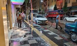 Sungurlu’da cadde ve kaldırımlar yıkandı
